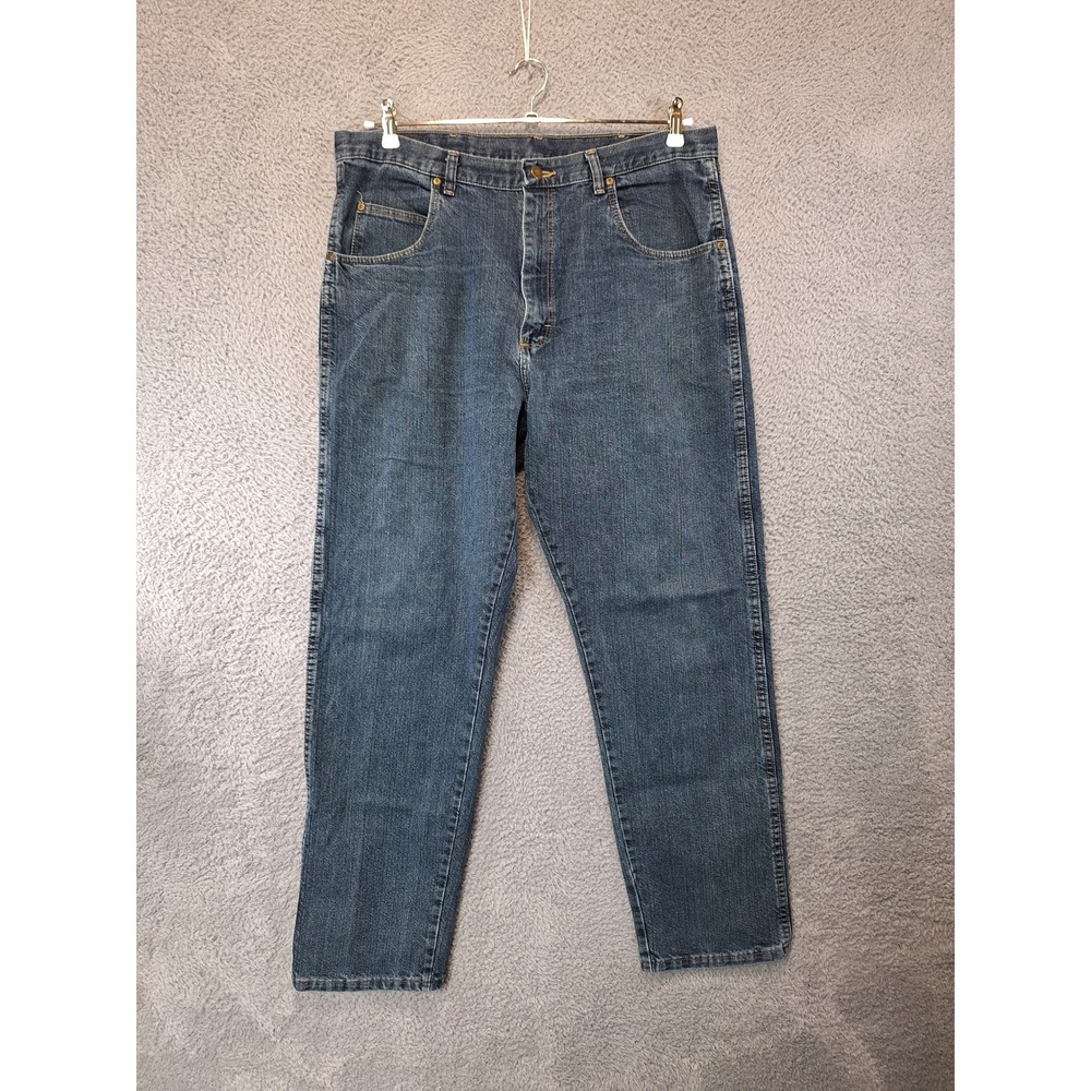 Wrangler Rugged Wear Mens Straight Leg Jeans 38x32‎ (Fits 37x31) Med Wash Casual
